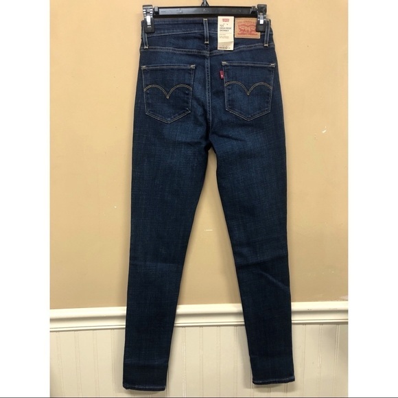 NWT Levi's Women's 721 High-Rise Skinny Jeans 27 x 30 Hypersoft - Picture 2 of 6